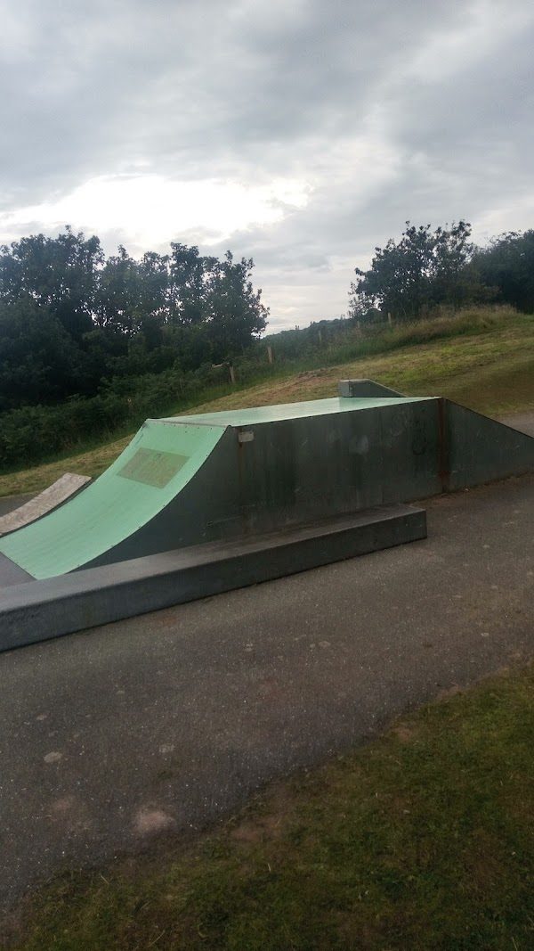 Abersoch skatepark photo 1