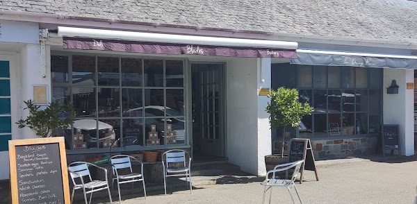 Blades Deli and Bakery photo 5