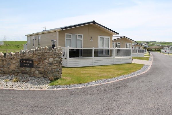 Green Pastures Caravan Park