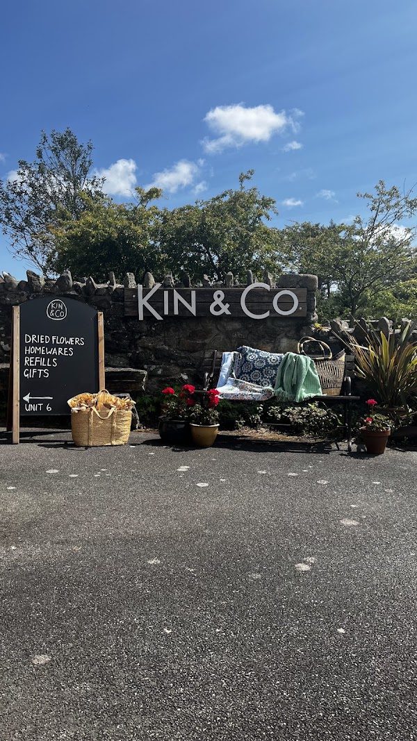 Kin & Co