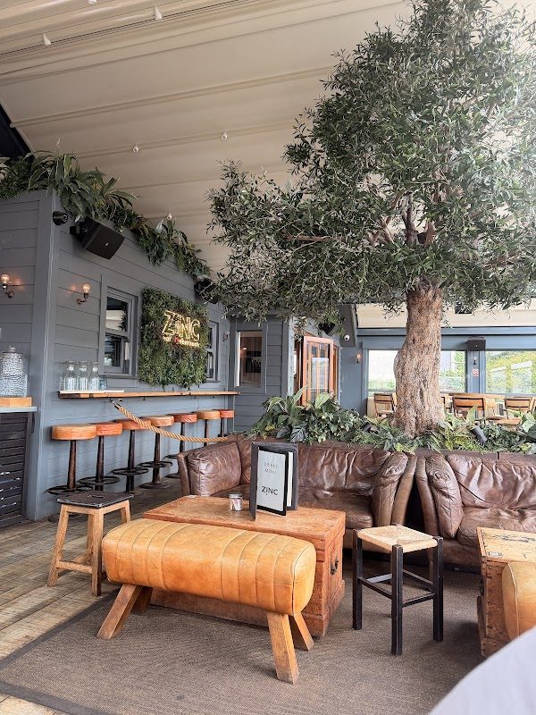 Zinc Cafe Bar & Grill photo 3