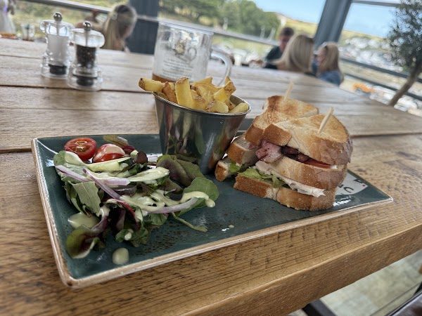 Zinc Cafe Bar & Grill photo 4